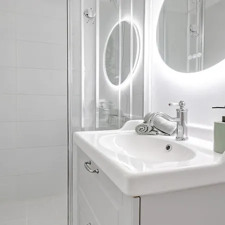 Le Bon Marche Flat Apartment