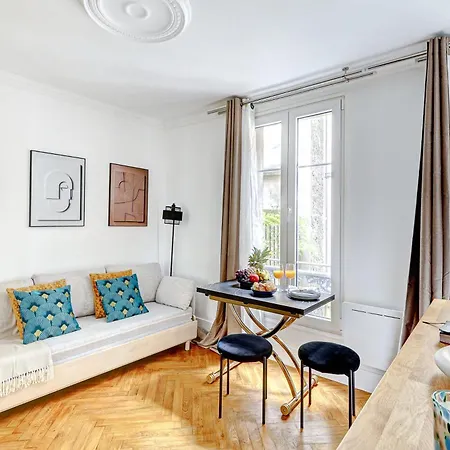 Apartment Le Bon Marche Flat Paris